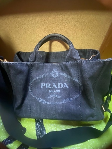 PRADA トートバック️