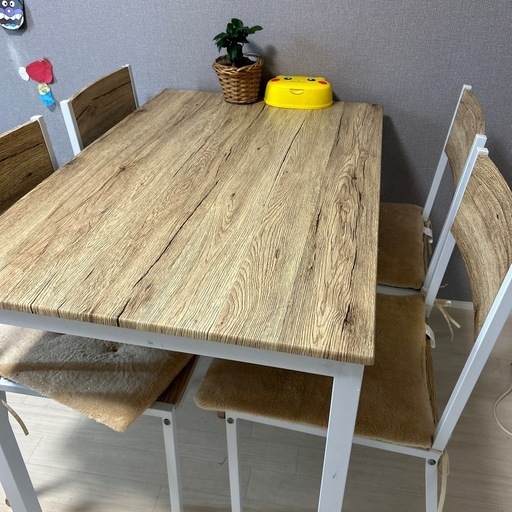 ダイニングテーブル 4人がけ 椅子付き 決まりました！ありがとうございます！