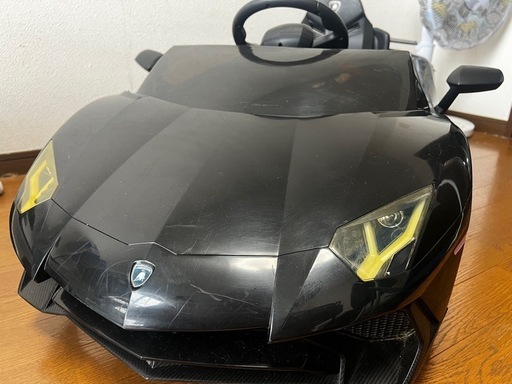 電動乗用ラジコン　　ランボルギーニ　アヴェンタドール　SV ロードスター\n