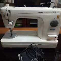 職業用ミシン　JUKI　TL-９０　