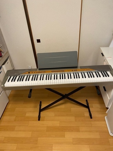 電子ピアノ