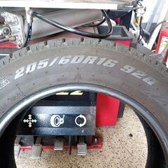 組み換え作業可能 205/60R16 2021年 ﾅﾝｶﾝｽﾀｯﾄﾚｽﾀｲﾔ 2本