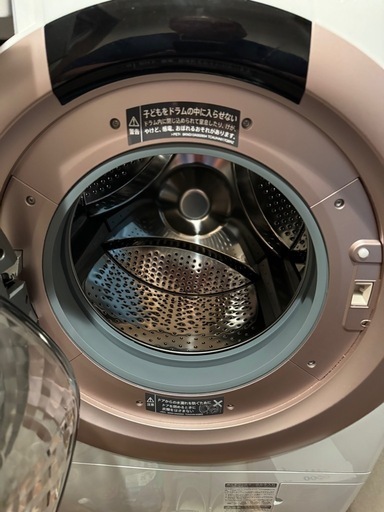 [値下げしました]斜めドラム式洗濯機