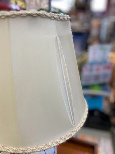 ヤマギワ ブルーフルーテッド 卓上ランプ - 照明器具 