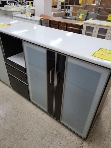 J7863　NITORI　ニトリ　キッチンカウンター　ポスティア　135BK　ブラック　クリーニング済　【リユースのサカイ柏店】
