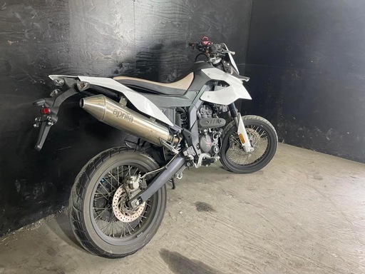 ★支払い総額8.2万円★買取強化中！なんでも買い取ります！！アプリリア　SX125 修理ベース ちょっとした手直しで走行可能！ 希少車！車格の大きい125cc！ ☆支払い総額8.2万円☆買取強化中！なんでも買い取ります