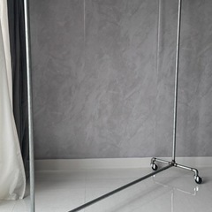 かっこいいハンガーラック