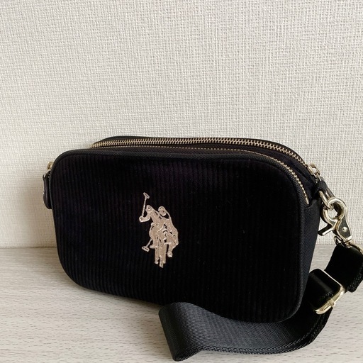 場所によってはお届けします✨️【美品】U.S.POLO ASSN.  ショルダーバッグ 男女兼用 秋冬バッグ