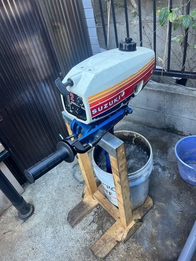 スズキDT2 2馬力船外機