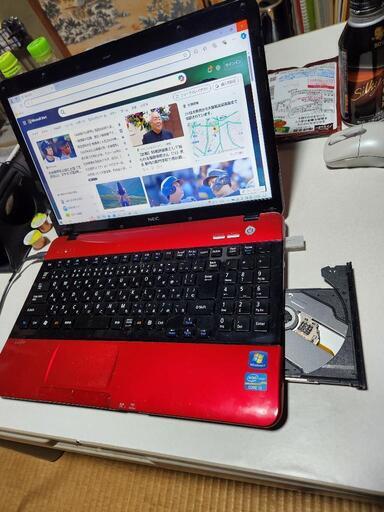 ノートパソコンNEC  CPUi5  メモリ8GB  HDD756GBよろしければエプソンプリンターもお付けします。