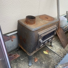 薪ストーブ 鋳物 鋳物薪ストーブ 直接引き取り大歓迎