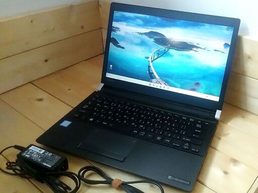 TOSHIBA/windows11/i5-6200U 2.3GHz/RAM 12GB/中古SSD128GB