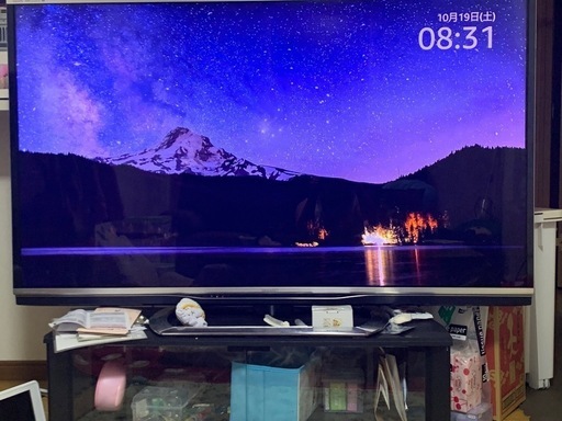 60型液晶テレビ\n