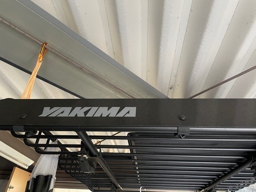 値下げ　美品　YAKIMA ルーフキャリア　ルーフラック ルーフバスケット メガウォーリアー
