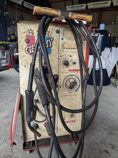 ダイヘンジェミー16半自動溶接機（MIG)