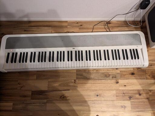 電子ピアノ　KORG B1