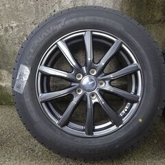 スタッドレスタイヤ　GoodYear　IceNavi7　２２５/６０ Ｒ１７（ナット付き）