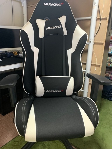 AKRacing ゲーミングチェア