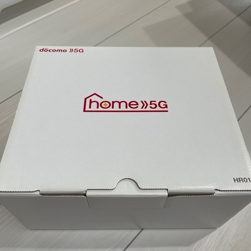 【美品】docomoホームルーター・docomo home 5G HR02 [ダークグレー]