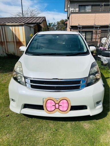 TOYOTA アイシス　平成23年式