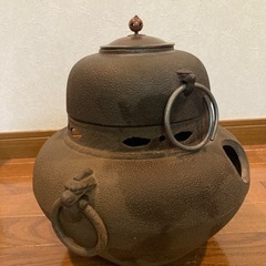 143/216 鉄茶釜 陶板台付き オブジェ レトロ