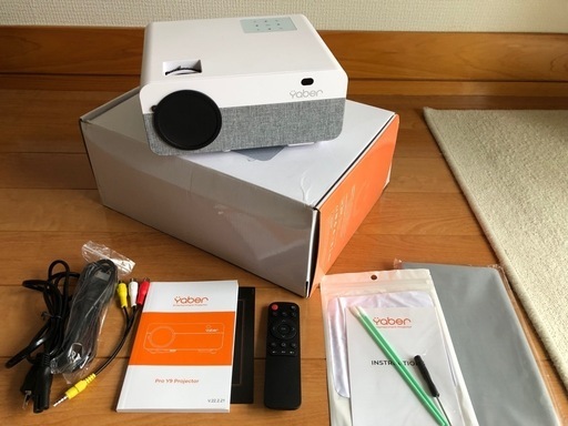 ＹＡＢＥＲ　Ｐｒo Ｙ9フルHDプロジェクター　ほぼ新品