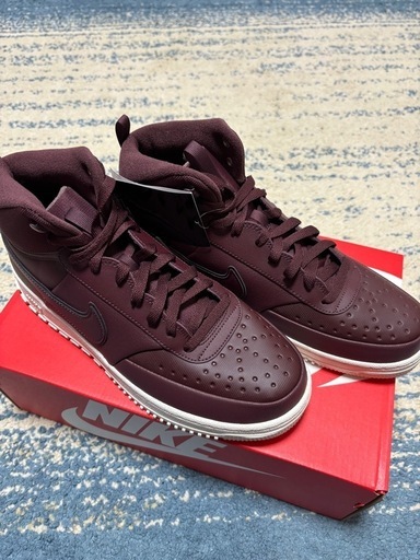 未使用新品　NIKEシューズ茶(28.5cm)