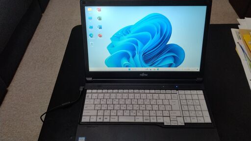富士通第8世代CPUノートパソコン