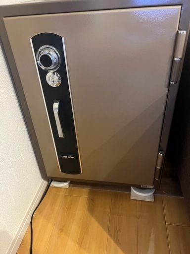 金庫　配送します