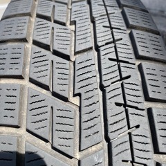スタッドレスタイヤ　175/65R15
