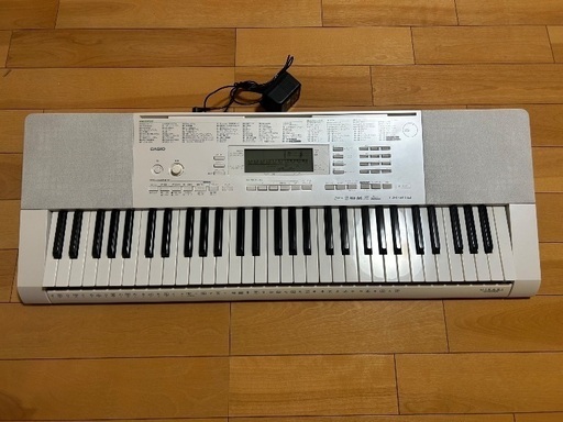 CASIO 電子ピアノLK-218 光ナビゲーションキーボード