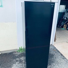 ✨高年式✨‼️大容量‼️179番 TOSHIBA✨東芝ノンフロン冷凍冷蔵庫✨GR 