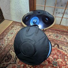 大幅値下げ中！早い者勝ち！ハンドパン　チューニング狂ってます。練習用／オブジェ用にいかがでしょうか。 大幅値下げ中！早い者勝ち！ハンドパン チューニング狂ってます。練習