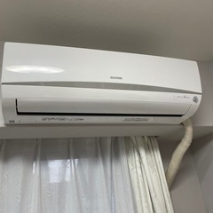 アイリスオーヤマ　エアコン2台