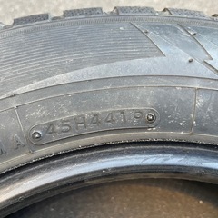 スタッドレスタイヤ 16インチ　