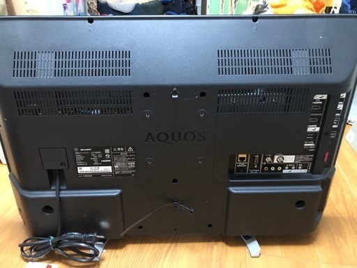 液晶テレビ32型シャープAQUOS\n