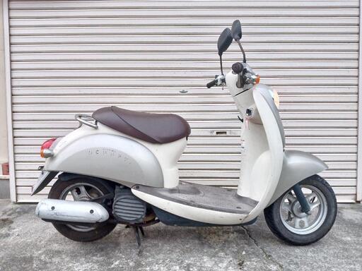 原付き価格高騰中‼️HONDA.スクーピー.４スト【バイクショップｅ】