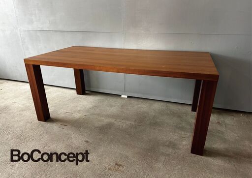 『BoConcept』ボーコンセプト ダイニングテーブル テーブル デンマーク 北欧スタイル 北欧モダン チェリー材