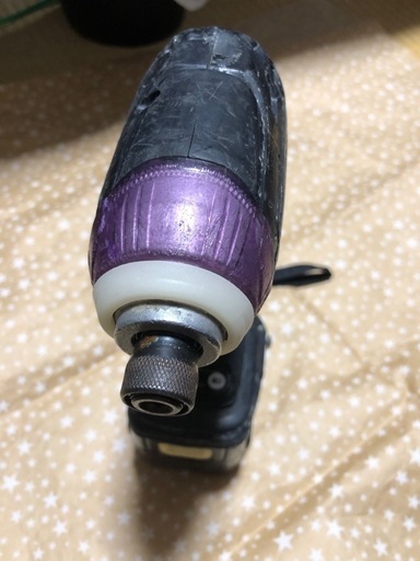 マキタインパクトドライバー makita TD136D 14.4V