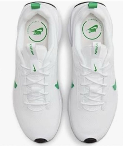 NIKE 新品未使用　23.5cm 定価9680円