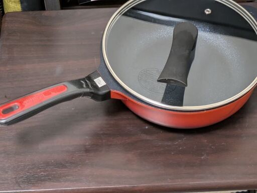 【新品未使用】Bellfinaプレミアムダイヤモンドエンボスパン直径25cm