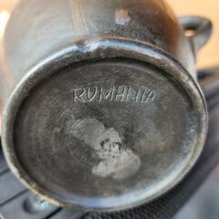 margeniマルゲニの黒陶器花瓶