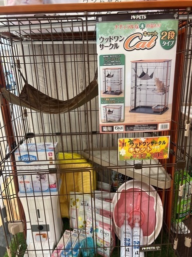 猫のケージ、自動餌やり、給水機