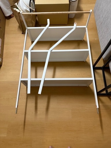 立て掛けランドリーシェルフタワー