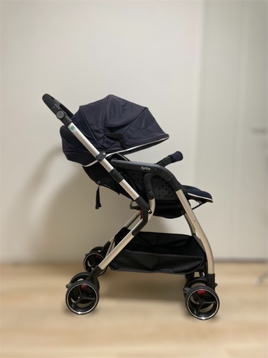 Aprica ベビーカー オプティア  \n