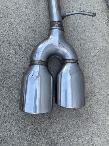 エスクァイア ハイブリッド マフラー ガナドールマフラー ハイブリッド