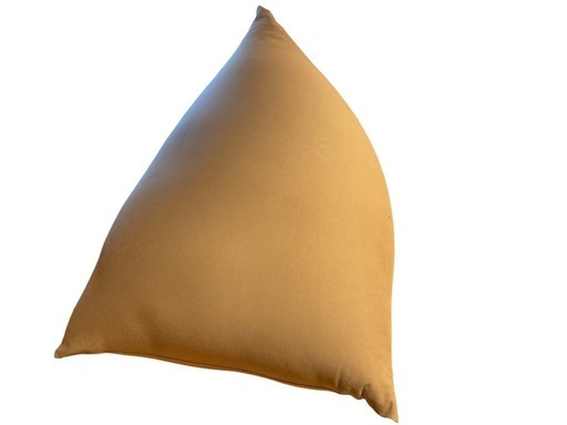 未使用品 yogibo ヨギボー ピラミッド CT-6817(NH) ベージュ 自宅保管品