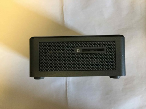 NUC10i7FN with RAM32GB and M.2 SSD 500 GB NUC10i7FN with RAM32GB 
