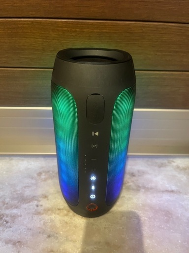 　JBL  Bluetooth 音良し　カナリ