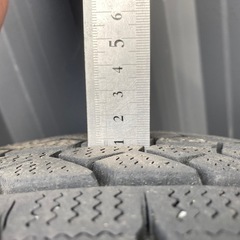 ハイエース用　アルミ付きスタッドレスタイヤ